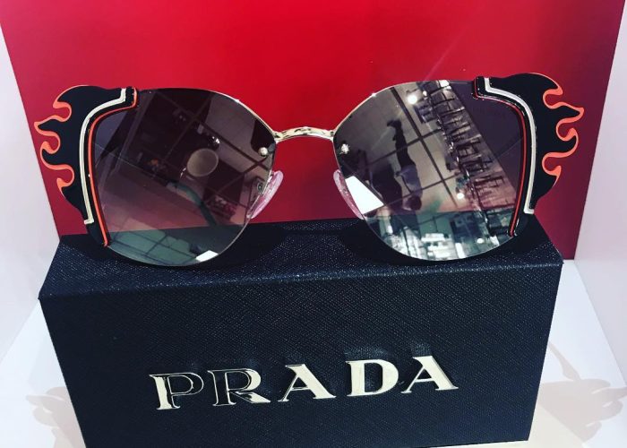 Lunettes de Soleil Prada